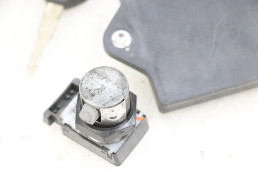 photo de SCHLOSS-SCHLÜSSEL-CDI-NEIMAN KIT YAMAHA X-MAX XMAX 125 (2010 - 2013) - Detailansicht des Bauteils