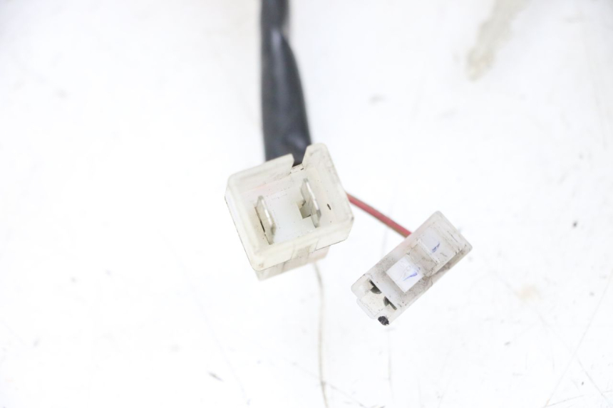 photo de SCHLOSS-SCHLÜSSEL-CDI-NEIMAN KIT YAMAHA X-MAX XMAX 125 (2010 - 2013) - Details der Befestigungspunkte