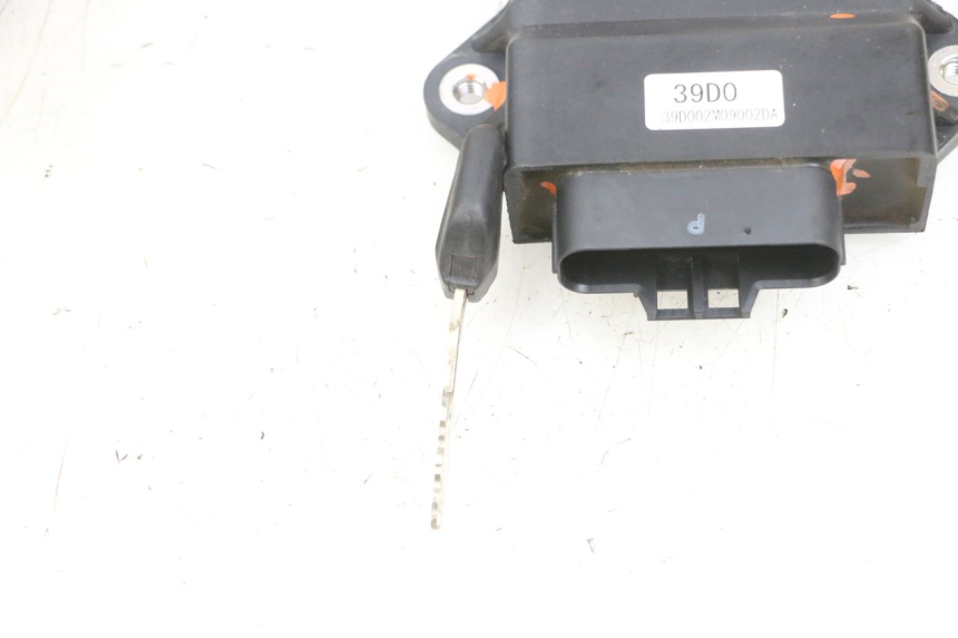 photo de SCHLOSS-SCHLÜSSEL-CDI-NEIMAN KIT YAMAHA X-MAX XMAX 125 (2010 - 2013) - Kennzeichnungen und Originalreferenzen