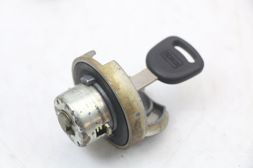 photo de SCHLOSS-SCHLÜSSEL-KIT NEIMAN KYMCO AGILITY 4T 50 (2005 - 2018) - Kennzeichnungen und Originalreferenzen