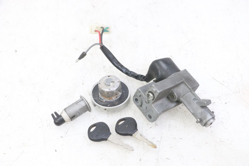 photo de SCHLOSS-SCHLÜSSEL-KIT NEIMAN KYMCO AGILITY 4T 50 (2005 - 2018) - Alternative Perspektive