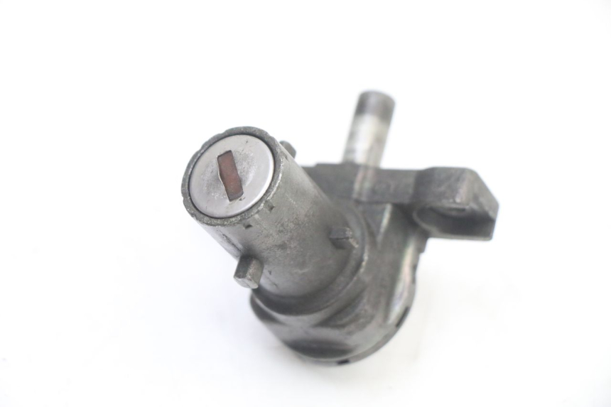 photo de SCHLOSSSATZ BMW C1 125 (2000 - 2003) - Zoom auf Gebrauchszustand