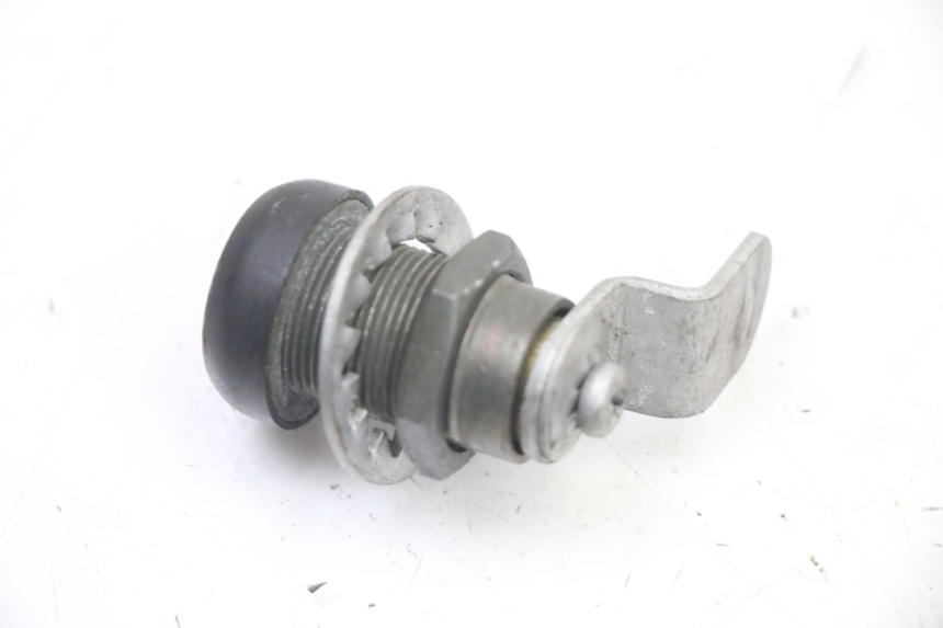 photo de SCHLOSSSATZ BMW C1 125 (2000 - 2003) - Kennzeichnungen und Originalreferenzen