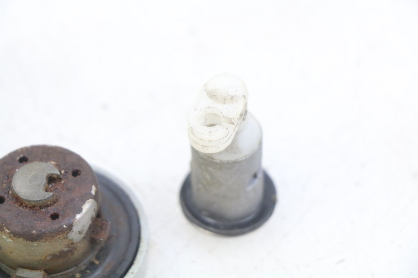 photo de SCHLOSS-SCHLÜSSEL-KIT NEIMAN BAOTIAN BT 49 QT-9 50 (2006 - 2010) - Alternative Perspektive