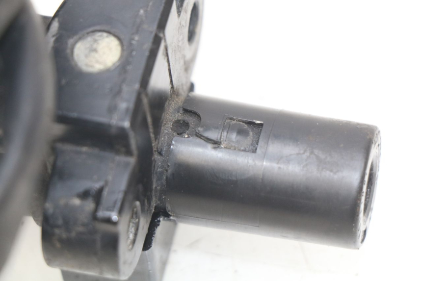 photo de SCHLOSS-SCHLÜSSEL-KIT NEIMAN HONDA CBR RR FIREBLADE 900 (1992 - 1994) - Detailansicht des Bauteils