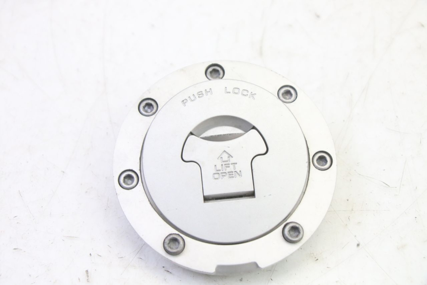 photo de SCHLOSS-SCHLÜSSEL-KIT NEIMAN HONDA CBR RR FIREBLADE 900 (1992 - 1994) - Weitere Ansicht des Artikels