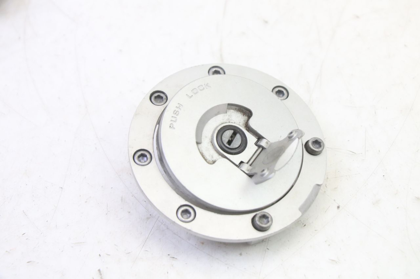 photo de SCHLOSS-SCHLÜSSEL-KIT NEIMAN HONDA CBR RR FIREBLADE 900 (1992 - 1994) - Charakteristische Merkmale