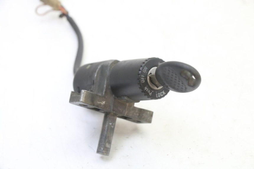 photo de SCHLOSSSATZ APRILIA CLASSIC 125 (1995 - 2001) - Technische Nahaufnahme