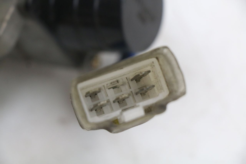 photo de Schloss- und Schlüsselkit Neiman KYMCO DINK STREET 125 (2009 - 2014) - Details der Befestigungspunkte