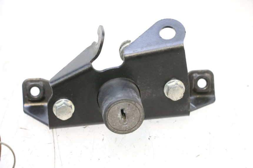 photo de SCHLOSSSATZ KAWASAKI ER-6 ER6 F ABS 650 (2012 - 2016) - Detaillierte Sichtprüfung