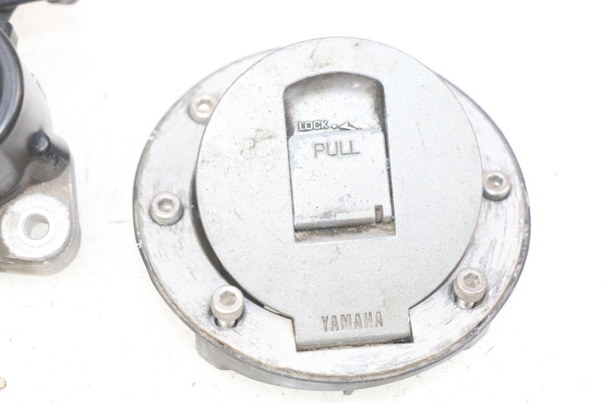 photo de SCHLOSS-SCHLÜSSEL-KIT NEIMAN YAMAHA FJ 3CX 1200 (1986 - 1996) - Zoom auf Komponenten