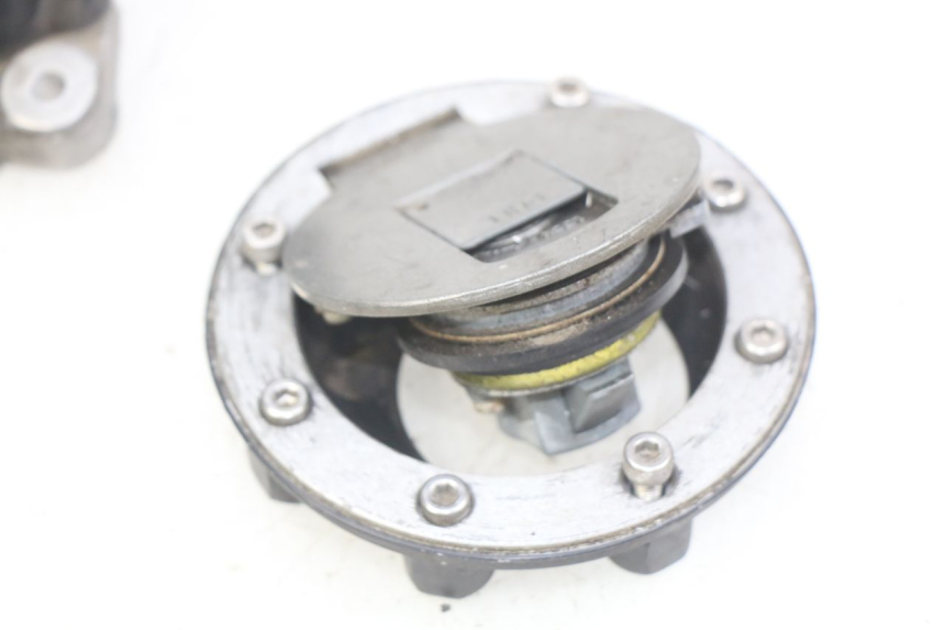 photo de SCHLOSS-SCHLÜSSEL-KIT NEIMAN YAMAHA FJ 3CX 1200 (1986 - 1996) - Kennzeichnungen und Originalreferenzen