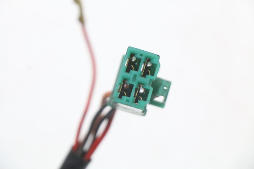 photo de SCHLOSSSATZ HYOSUNG GF 125 (2001 - 2005) - Details der Befestigungspunkte