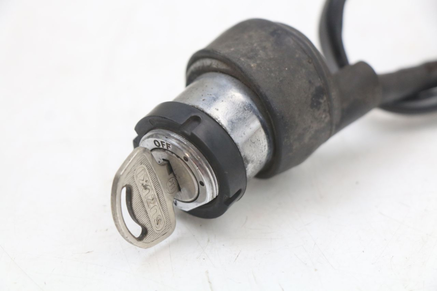 photo de Schloss- und Schlüsselkit Neiman SUZUKI GN 125 (1997 - 2000) - Gesamtansicht des Produkts