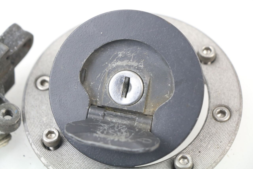 photo de SCHLOSSSATZ SUZUKI GSF N BANDIT 600 (1996 - 1999) - Weitere Ansicht des Artikels