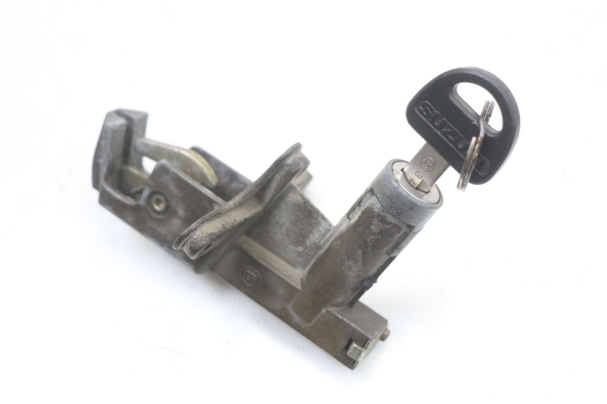 photo de SCHLOSSSATZ SUZUKI GSX E 250 (1982 - 1983) - Zoom auf Komponenten