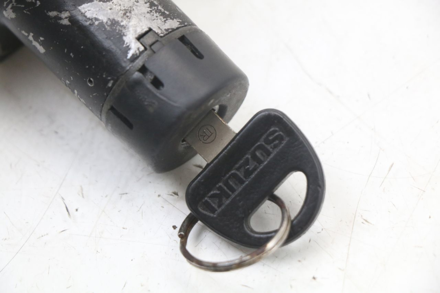 photo de SCHLOSSSATZ SUZUKI GSX E 250 (1982 - 1983) - Geprüftes Gebrauchtteil