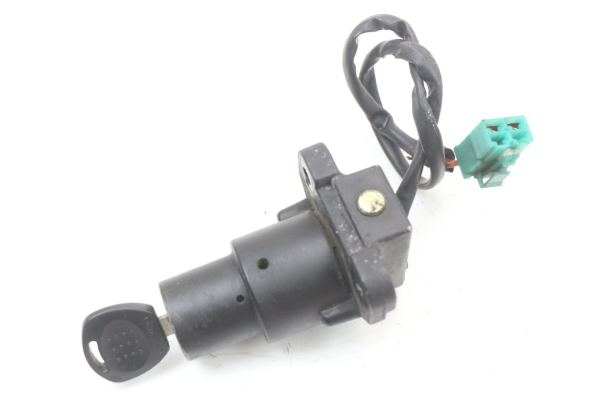 photo de SCHLOSSSATZ HYOSUNG GTR 125 (2006 - 2008) - Oberflächenzustand und Material