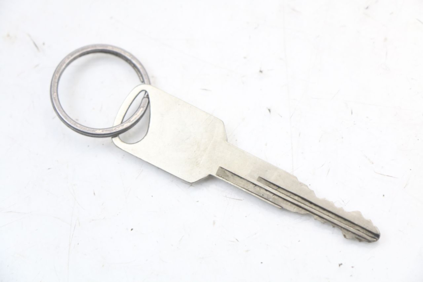 photo de SCHLOSSSATZ SUZUKI GZ MARAUDER 125 (1998 - 2004) - Alternative Perspektive