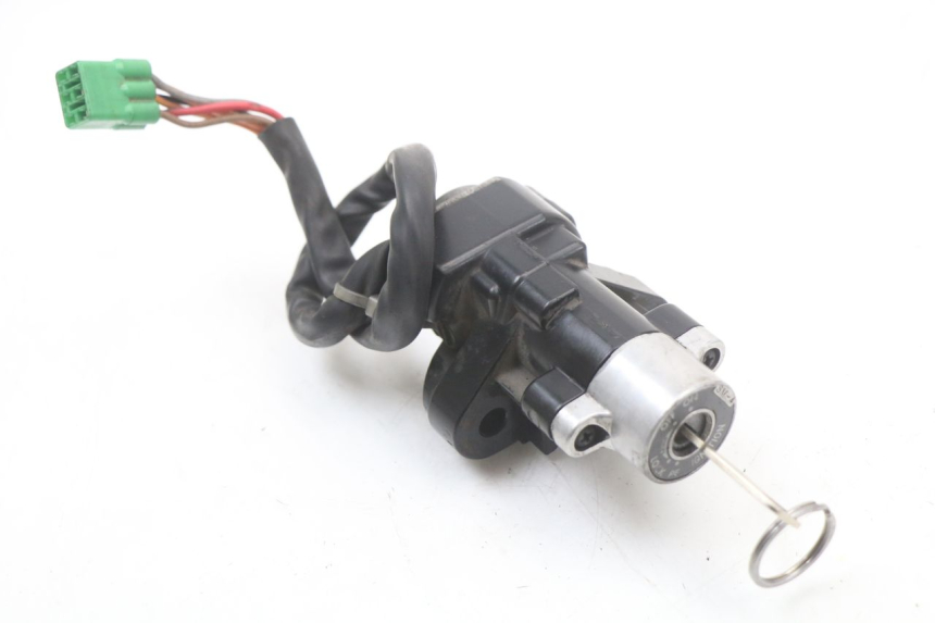 photo de SCHLOSSSATZ SUZUKI GZ MARAUDER 125 (1998 - 2004) - Technische Nahaufnahme