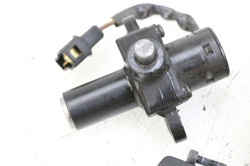 photo de SCHLOSSSATZ HUSQVARNA SVARTPILEN 401 (2018 - 2023) - Zoom auf Gebrauchszustand