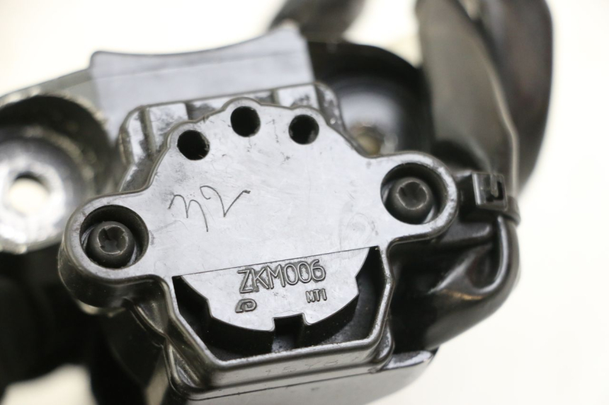 photo de SCHLOSSSATZ KAWASAKI NINJA 400 (2018 - 2023) - Zoom auf Gebrauchszustand