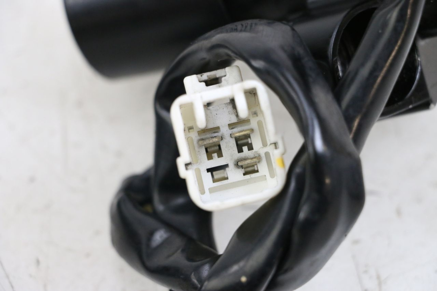 photo de SCHLOSSSATZ KAWASAKI NINJA 400 (2018 - 2023) - Technische Nahaufnahme