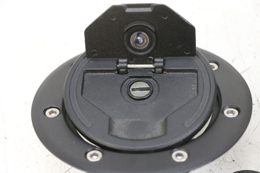 photo de SCHLOSSSATZ ROYAL ENFIELD SCRAM 411 (2022 - 2024) - Details der Befestigungspunkte