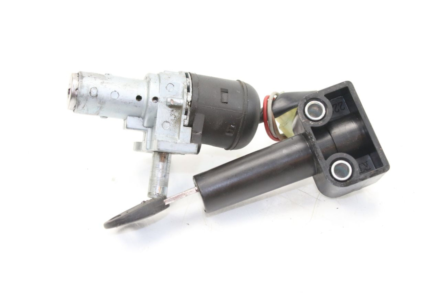 photo de SCHLOSS-SCHLÜSSEL-KIT NEIMAN YAMAHA SLIDER NAKED 50 (2004 - 2018) - Detailansicht des Bauteils