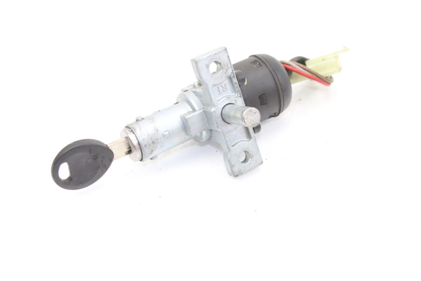 photo de SCHLOSS-SCHLÜSSEL-KIT NEIMAN YAMAHA SLIDER NAKED 50 (2004 - 2018) - Oberflächenzustand und Material