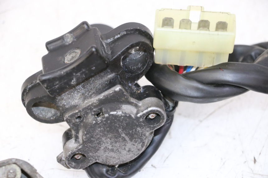 photo de SCHLOSSSATZ TRIUMPH SPRINT 900 (1995 - 1998) - Oberflächenzustand und Material