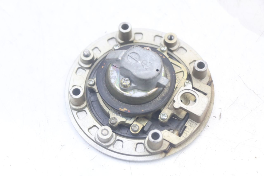 photo de SCHLOSS-SCHLÜSSEL-SET NEIMAN SUZUKI SV N 650 (1999 - 2002) - Zoom auf Komponenten