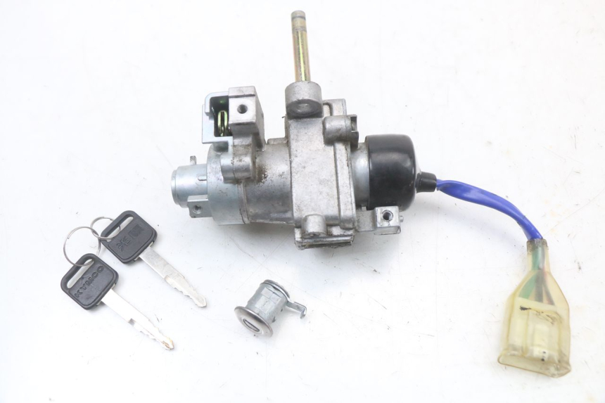 photo de Schloss- und Schlüsselkit Neiman KYMCO XCITING 250 (2006 - 2009) - Zoom auf Gebrauchszustand