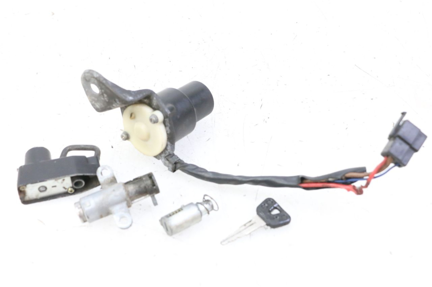 photo de SCHLOSSSATZ YAMAHA XV VIRAGO 535 (1988 - 2004) - Gesamtansicht des Produkts