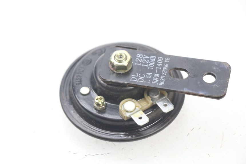 photo de KLAXON PEUGEOT KISBEE 2T 50 (2010 - 2017) - Detailansicht des Bauteils