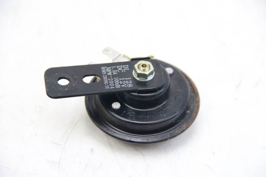 photo de KLAXON PEUGEOT KISBEE 2T 50 (2018 - 2022) - Alternative Perspektive