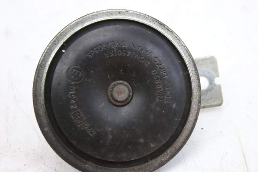 photo de KLAXON YAMAHA XP T-MAX TMAX ABS 500 (2004 - 2007) - Details der Befestigungspunkte