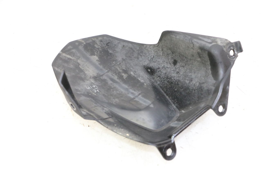 photo de HINTERRADABDECKUNG BMW G310 R 310 (2016 - 2020) - Detailansicht des Bauteils