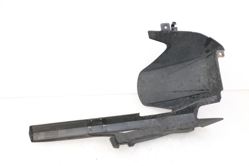 photo de HINTERRADABDECKUNG SUZUKI GSR 750 (2011 - 2017) - Zoom auf Gebrauchszustand