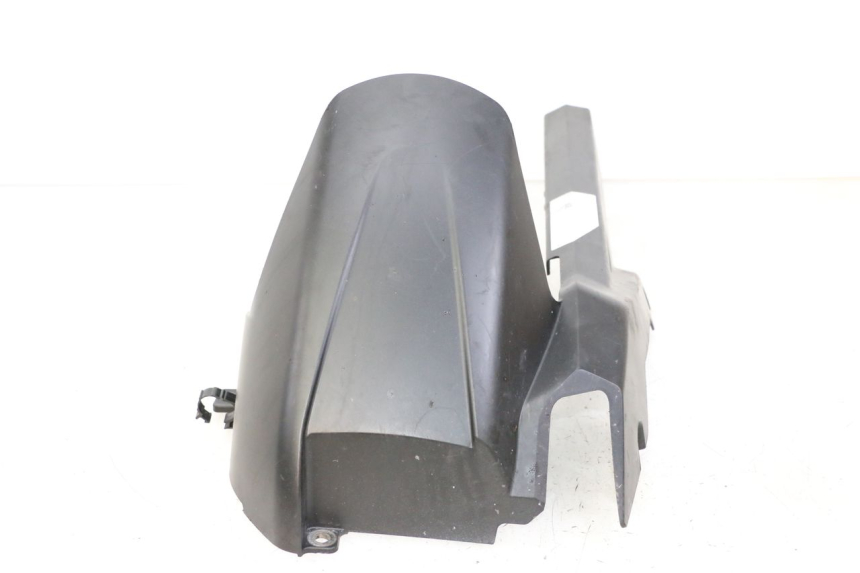 photo de HINTERRADABDECKUNG SUZUKI GSR 750 (2011 - 2017) - Gesamtansicht des Produkts