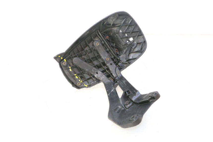 photo de HINTERRADABDECKUNG PIAGGIO MP3 HPE 530 (2022 - 2026) - Detailansicht des Bauteils