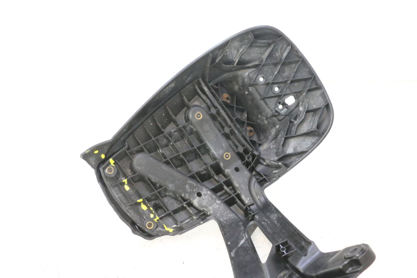 photo de HINTERRADABDECKUNG PIAGGIO MP3 HPE 530 (2022 - 2026) - Zoom auf Gebrauchszustand