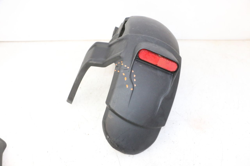 photo de HINTERRADABDECKUNG GILERA RUNNER SP 50 (2009 - 2017) - Details der Befestigungspunkte