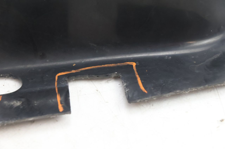 photo de HINTERRADABDECKUNG YAMAHA XJR 1300 (1998 - 2002) - Kennzeichnungen und Originalreferenzen