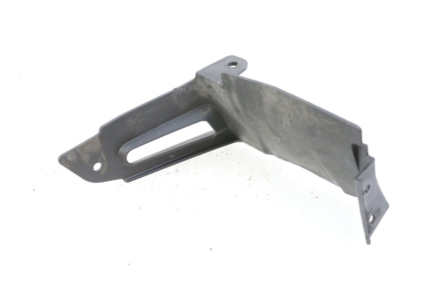 photo de HINTERRADABDECKUNG YAMAHA XJ6 600 (2008 - 2016) - Zoom auf Gebrauchszustand