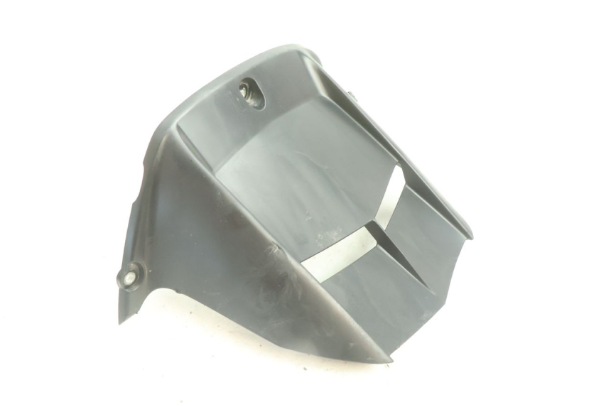 photo de HINTERRADABDECKUNG YAMAHA YZF R6 600 (2008 - 2009) - Detailansicht des Bauteils