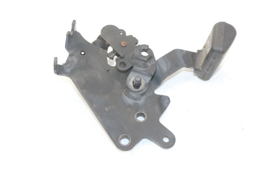 photo de PARKBREMSE HEBEL HONDA INTEGRA NC D 750 (2016 - 2018) - Zoom auf Gebrauchszustand