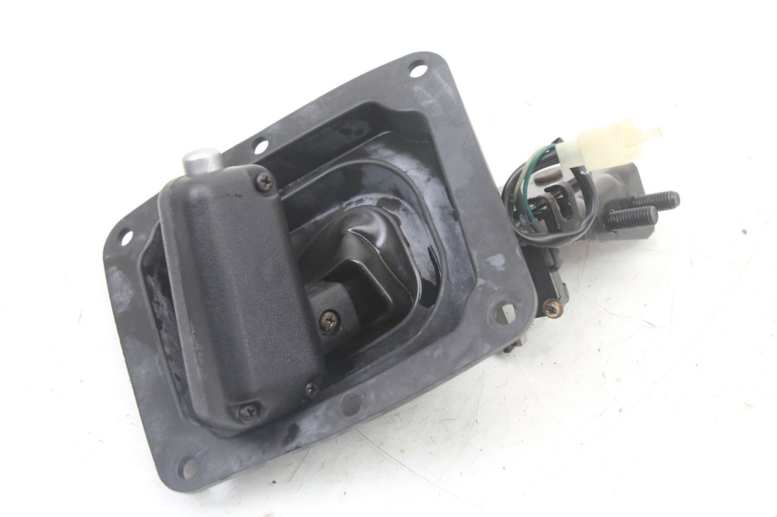 photo de BREMSHEBEL PARKEN KYMCO XCITING 500 (2007 - 2010) - Oberflächenzustand und Material