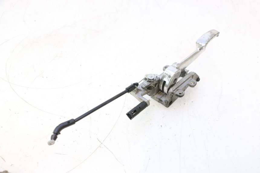 photo de BREMSHEBEL PARKEN PIAGGIO MP3 LT 300 (2010 - 2016) - Details der Befestigungspunkte