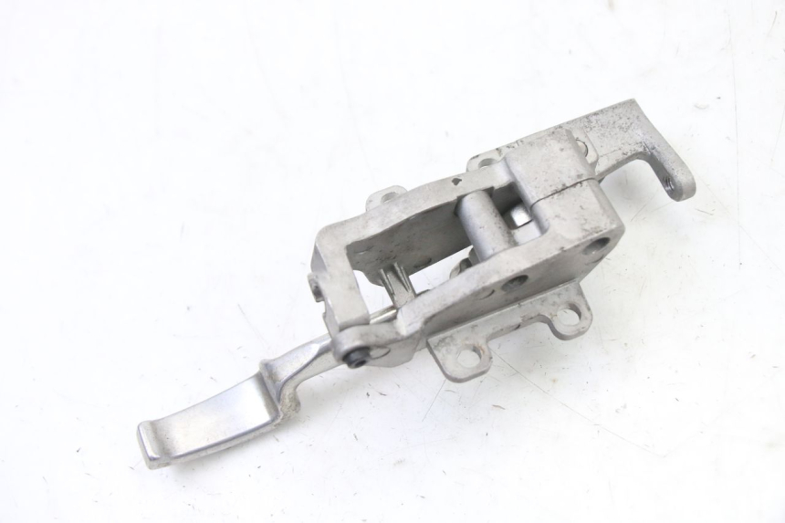 photo de BREMSHEBEL PARKEN PIAGGIO MP3 500 (2011 - 2015) - Details der Befestigungspunkte